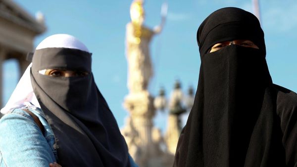 Larangan Burka dan Niqab yang Picu Kemarahan Warga Austria