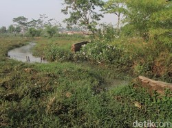 Tanggul Jebol Tak Kunjung Diperbaiki, Warga Paseh Resah
