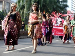 BNI Meriahkan Hari Batik Nasional