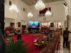 Jokowi Sang Panglima Tertinggi Beri Peringatan, Seskab: Cukup Jelas