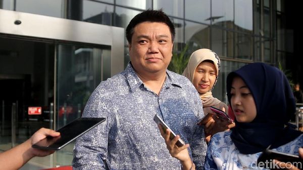 KPK Periksa Adik Andi Narogong Soal Kasus e-KTP