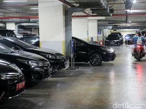 Jokowi Teken PP 1/2023, Semua Pimpinan DPRD Dapat Mobil Perorangan Dinas! Jokowi Teken PP 1/2023, Semua Pimpinan DPRD Dapat Mobil Perorangan Dinas!