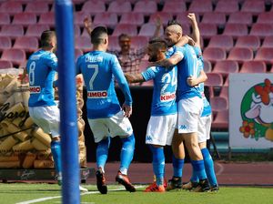 Napoli yang Menakutkan Bikin Rekor Baru di Serie A