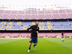 Aguero: Messi ke City? Cukup Rumit