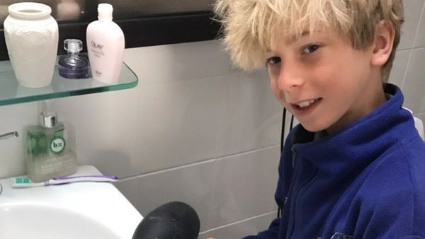 Parenting Hacks Kocak dan Nyeleneh, Mau Coba, Bun?