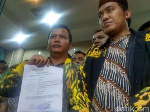 Dituduh Cemarkan Nama Novanto, Yorrys dan Doli Kurnia Dipolisikan Dituduh Cemarkan Nama Novanto, Yorrys dan Doli Kurnia Dipolisikan