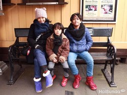 Trik Istri Indra Birowo Menyapih Putranya dari Gadget