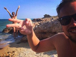 Coba Naked Sauna, Pasangan Ini Ketagihan Jadi Traveler Nudis