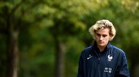 Antoine Griezmann boleh jadi sedang murung usai pekan yang menyulitkan untuknya di Atletico Madrid. Usai kalah dari Chelsea, Atletico cuma main imbang tanpa gol kontra Leganes kemarin. (FRANCK FIFE/AFP)