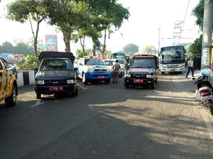 Angkutan Umum di Surabaya Mogok, Mobil Operasional Siap Angkut