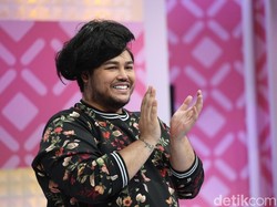 Ivan Gunawan Buktikan Prestasi Indonesia di Bidang Fashion