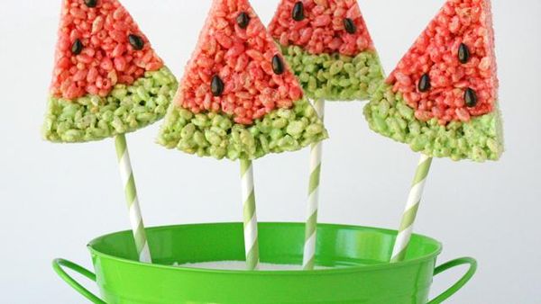 Lucunya! Aneka Dessert Unik Berbentuk Semangka Ini