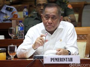 Menhan soal Amunisi SAGL: Itu Bukan Ditahan tapi Dititip Menhan soal Amunisi SAGL: Itu Bukan Ditahan tapi Dititip