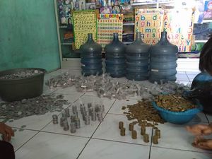 Nabung Uang Receh, Wanita Ini Bisa Punya Rp 60 Juta