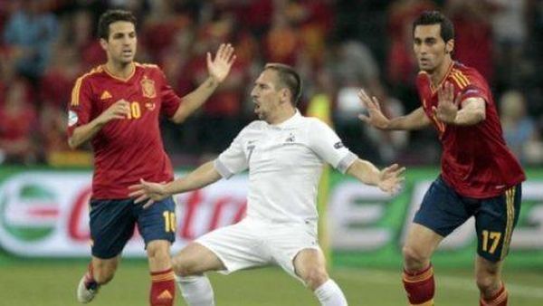 Timing Super Pas, Potret Bintang Sepakbola Ini Bikin Ngakak