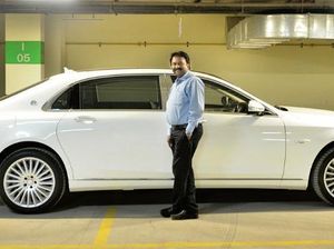 Bak Dongeng, Kisah Tukang Cukur yang Punya 378 Mobil Bak Dongeng, Kisah Tukang Cukur yang Punya 378 Mobil