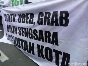Ini Jeritan Sopir Angkot Sejak Transportasi Online Beroperasi