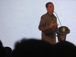 Jokowi: Ngapain BUMN Urus Katering? Saya Minta 800 Dimerger
