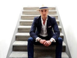 Pria, Ini Tips Pilih Jas Harga Terjangkau yang Nggak Kelihatan Murah