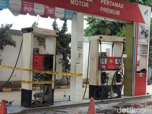 Dispensernya Terbakar, SPBU di Kalimalang Tak Beroperasi Dispensernya Terbakar, SPBU di Kalimalang Tak Beroperasi