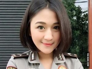 8 Potret Muthia Syahra, Polwan Cantik Viral yang Ternyata Anak Artis 8 Potret Muthia Syahra, Polwan Cantik Viral yang Ternyata Anak Artis