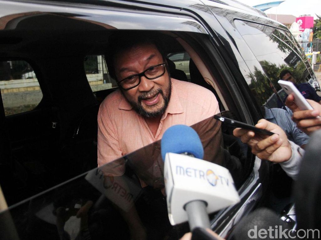 Yorris Raweyai Soroti Penurunan Perolehan Kursi Golkar Yorris Raweyai Soroti Penurunan Perolehan Kursi Golkar