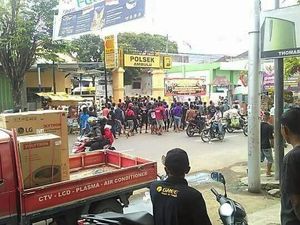 Polisi: Kabar Korban Meninggal dalam Bentrokan di Jember Hoax