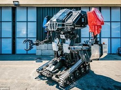 AS Tantang Jepang Adu Robot Tempur ala Film Real Steel