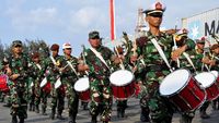 Gladi HUT ke-72 TNI, Pangkostrad Unjuk Gigi Bermain Genderang