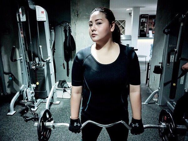 Ciat! Audy Uwais Tendang Bobot Berlebih dengan Nge-Gym