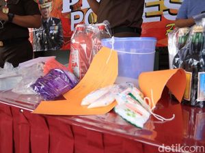 10 Warga Karawang Tewas Tenggak Miras Oplosan 10 Warga Karawang Tewas Tenggak Miras Oplosan