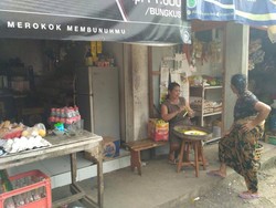 Pengungsi Gunung Agung Zona Aman Pulang ke Rumah dan Buka Toko