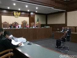 Eks Atase Imigrasi KBRI Kuala Lumpur Dituntut 5 Tahun Bui