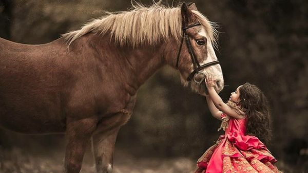 Lihat Deh, Bun, Foto-foto Indah si Kecil dan Hewan Peliharaannya