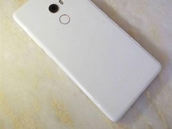 Bos Xiaomi Buka-bukaan Mi Mix 2 Putih