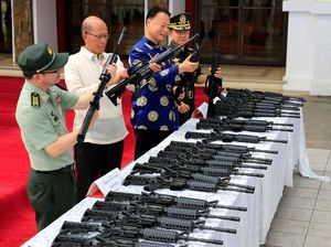 China Hadiahkan 3 Ribu Senapan Serbu untuk Filipina