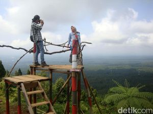 Berkunjung ke Tempat Selfie Asyik di Bukit Mertelu Purbalingga