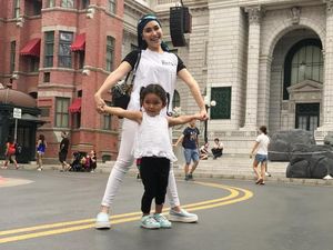 Liburan ke Singapura, Ayu Ting Ting Sebut Bilqis Girang