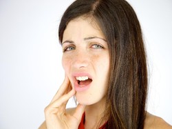 Teknologi Berkembang, Kemungkinan Tak Ada Lagi Cabut Gigi