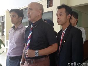 Pelapor Nikita Mirzani ke Mapolda Sumsel Minta Kasus Diusut Tuntas Pelapor Nikita Mirzani ke Mapolda Sumsel Minta Kasus Diusut Tuntas
