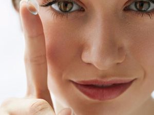 3 Alasan Pakai Softlens untuk Aktivitas Sehari-hari