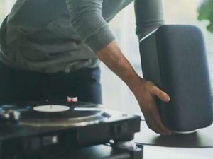 Google Hentikan Produksi Google Home Max Google Hentikan Produksi Google Home Max