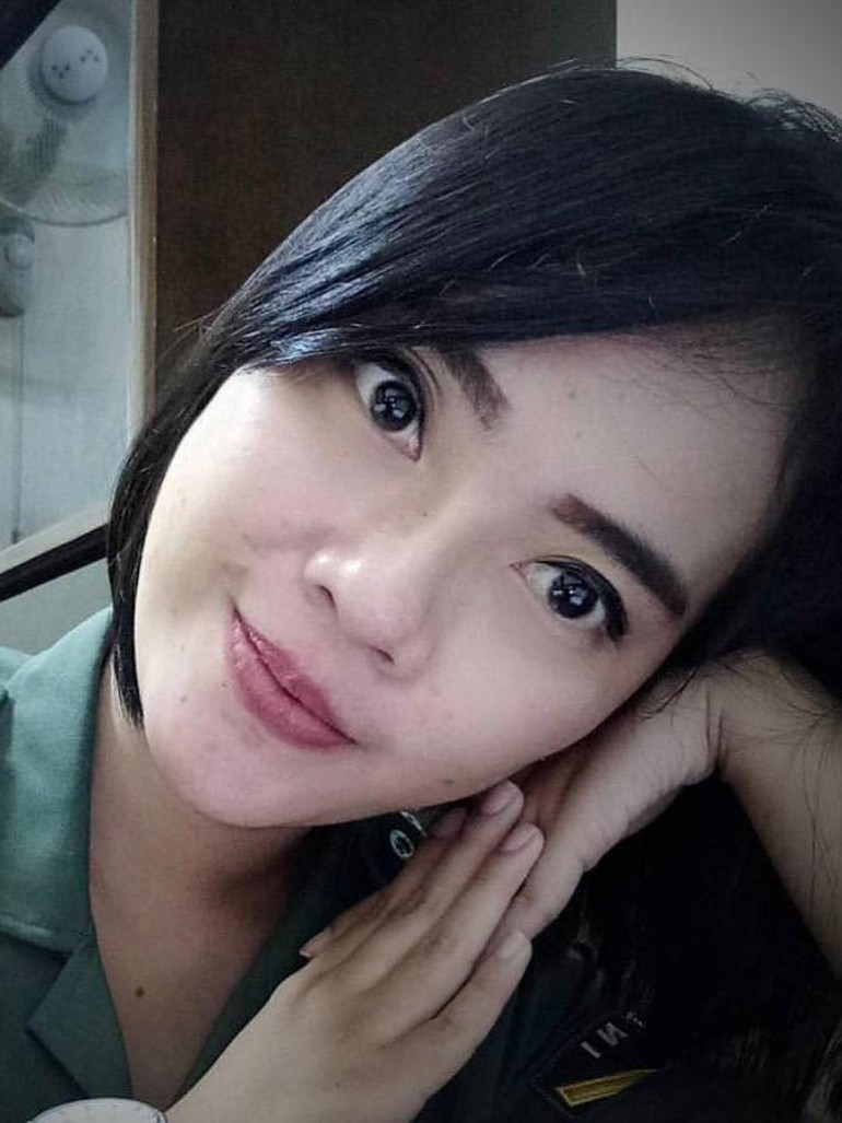 Foto Terpesona 10 Srikandi Cantik TNI Parasnya Nggak Kalah Foto Terpesona 10 Srikandi Cantik TNI Parasnya Nggak Kalah