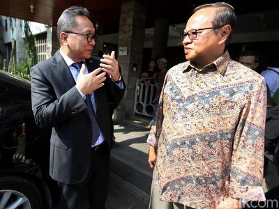 Ketua MPR Zulkifli Hasan Temui Uskup Agung Suharyo