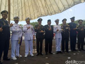 Ribuan Rumah Direnovasi, Gubernur Soekarwo: Kami Bangga ke TNI Ribuan Rumah Direnovasi, Gubernur Soekarwo: Kami Bangga ke TNI
