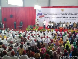 Jurus Macan Kemayoran dari Jumi Jola untuk Jokowi Jurus Macan Kemayoran dari Jumi Jola untuk Jokowi