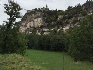 Yang Romantis di Prancis Bukan Hanya Menara Eiffel