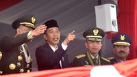 Momen Jenderal Gatot dan Jokowi Sang Panglima Tertinggi di HUT TNI
