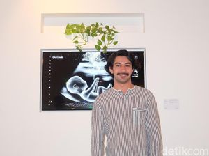 Perdana Bikin Karya Seni, Reza Rahadian Ikut ICAD 2017