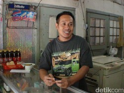 Selain Bule Belanda, Dede Pernah Terperosok Trotoar Bolong di Dago